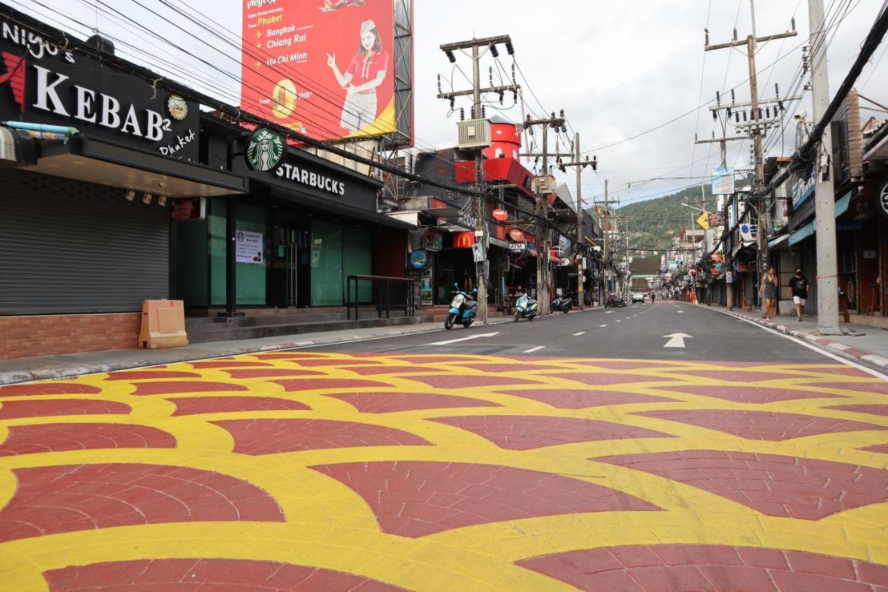 I Dee Hotel Patong Buitenkant foto