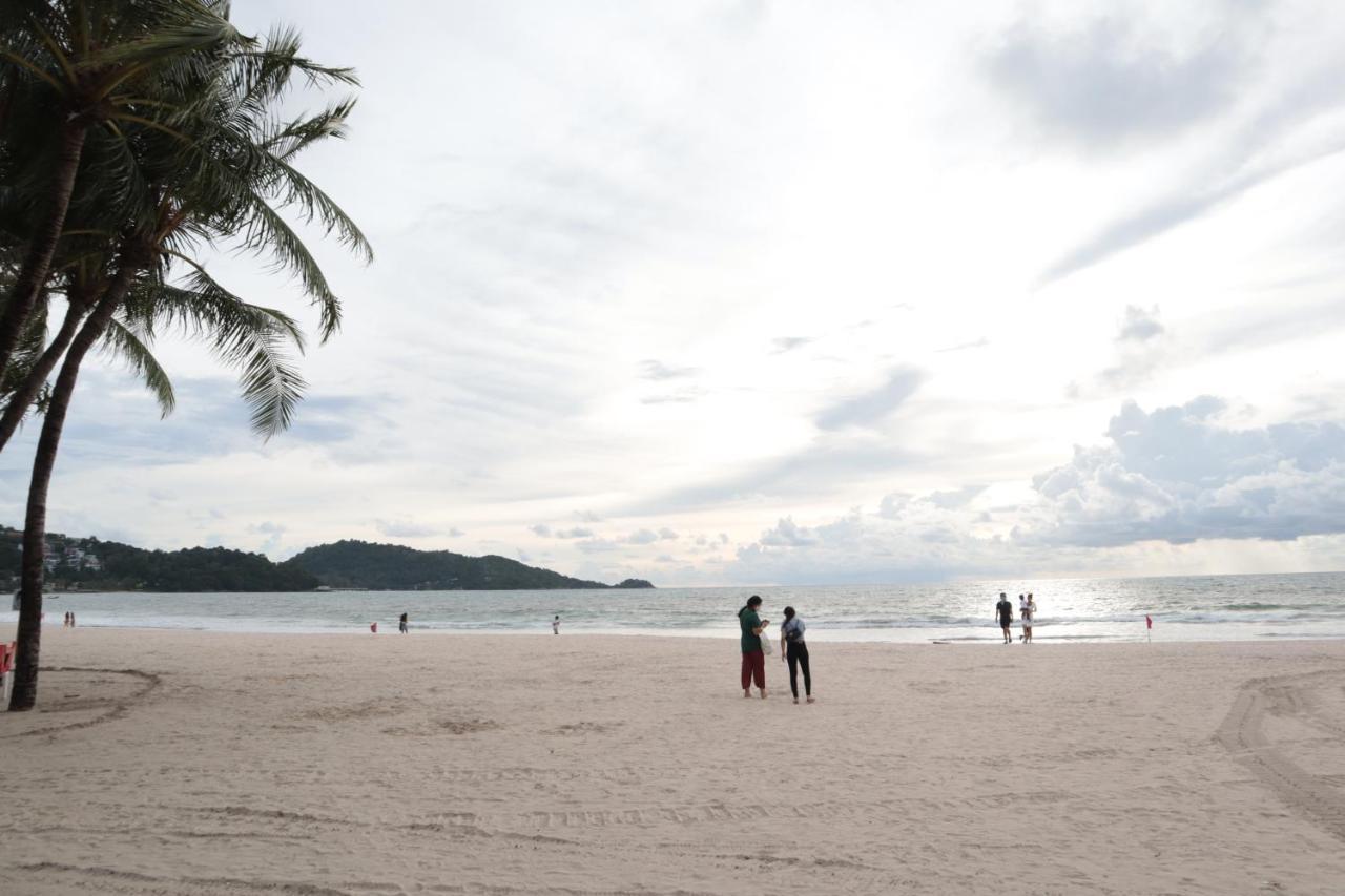 I Dee Hotel Patong Buitenkant foto