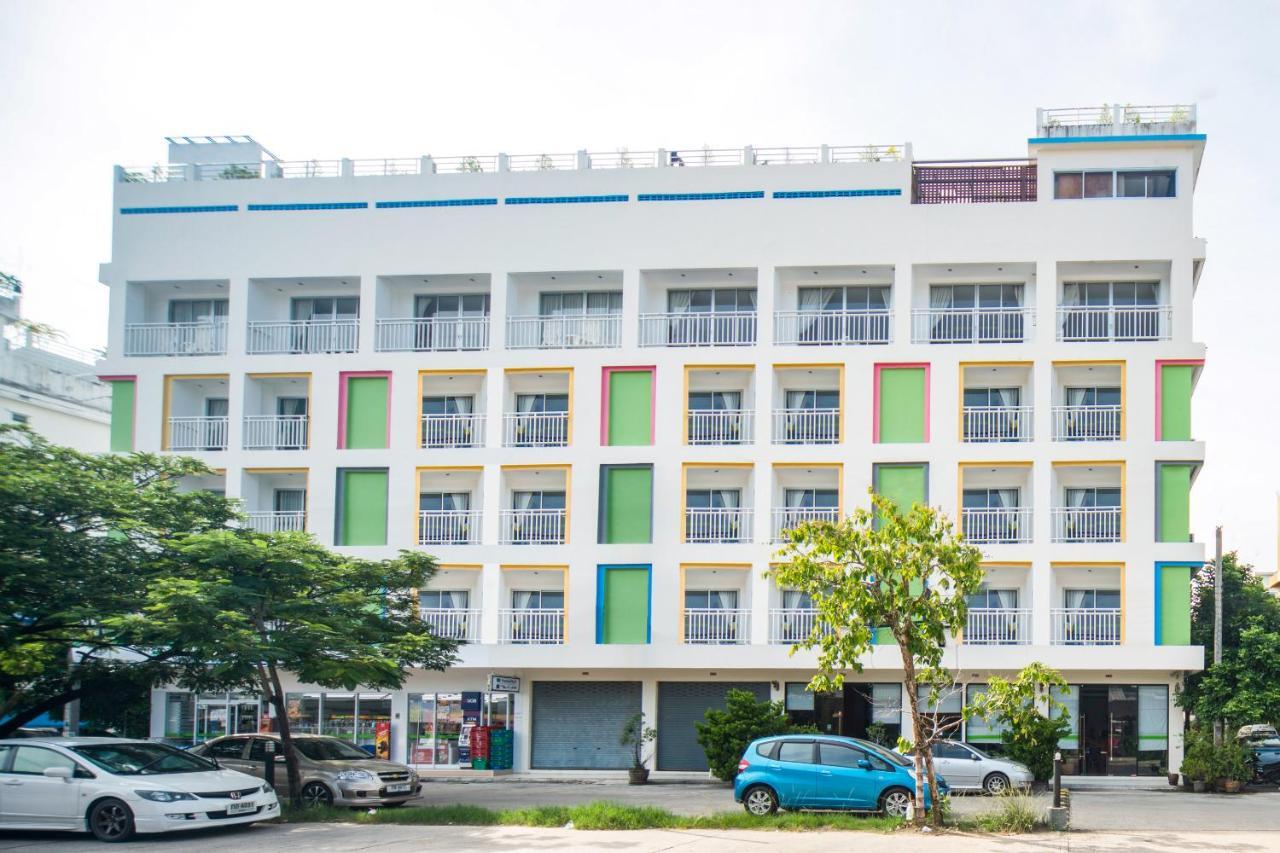 I Dee Hotel Patong Buitenkant foto